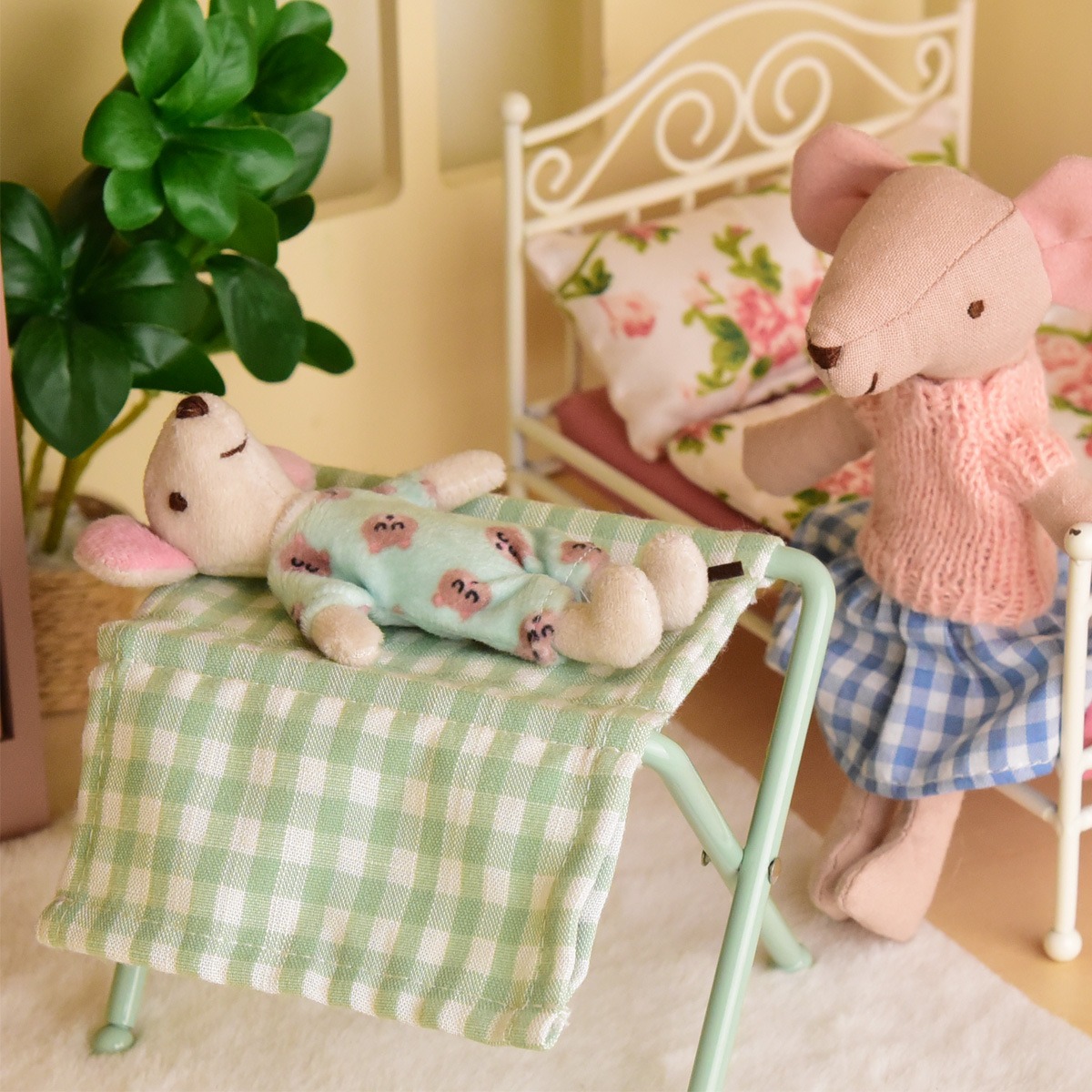 Cambiador en miniatura, estaci - Tablet Accessories For Kids reseña y precio